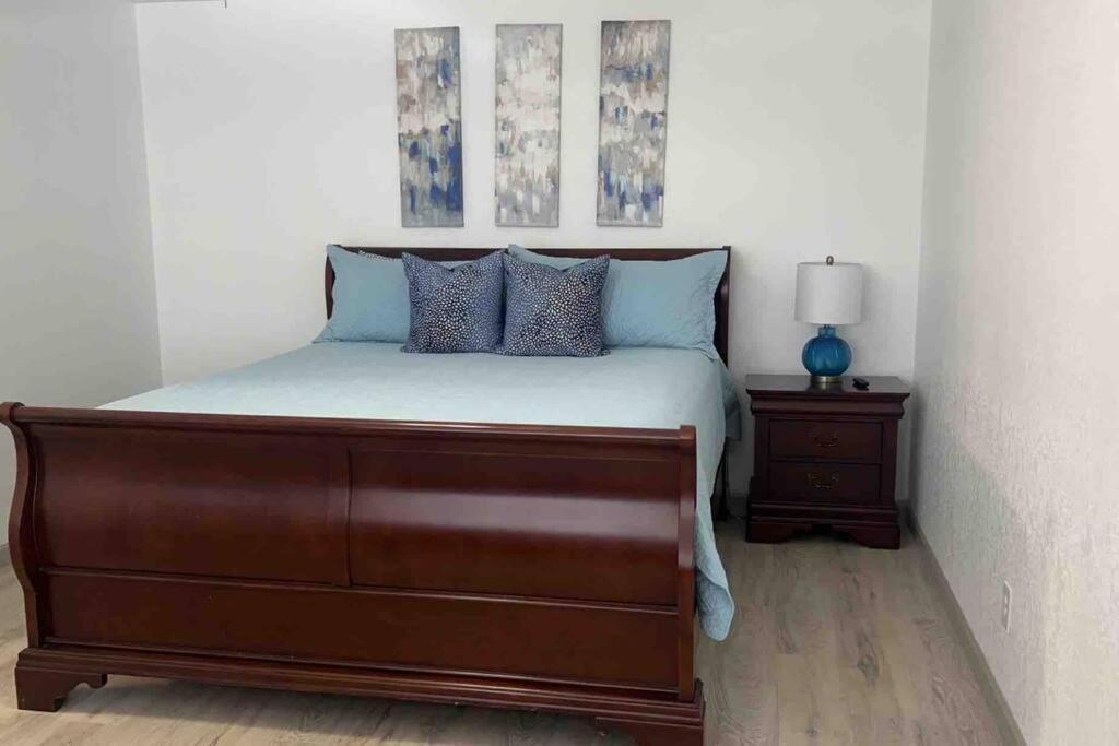 Spacious Getaway! Pool, Spa, Sleeps 9 Lake Havasu City Exterior foto